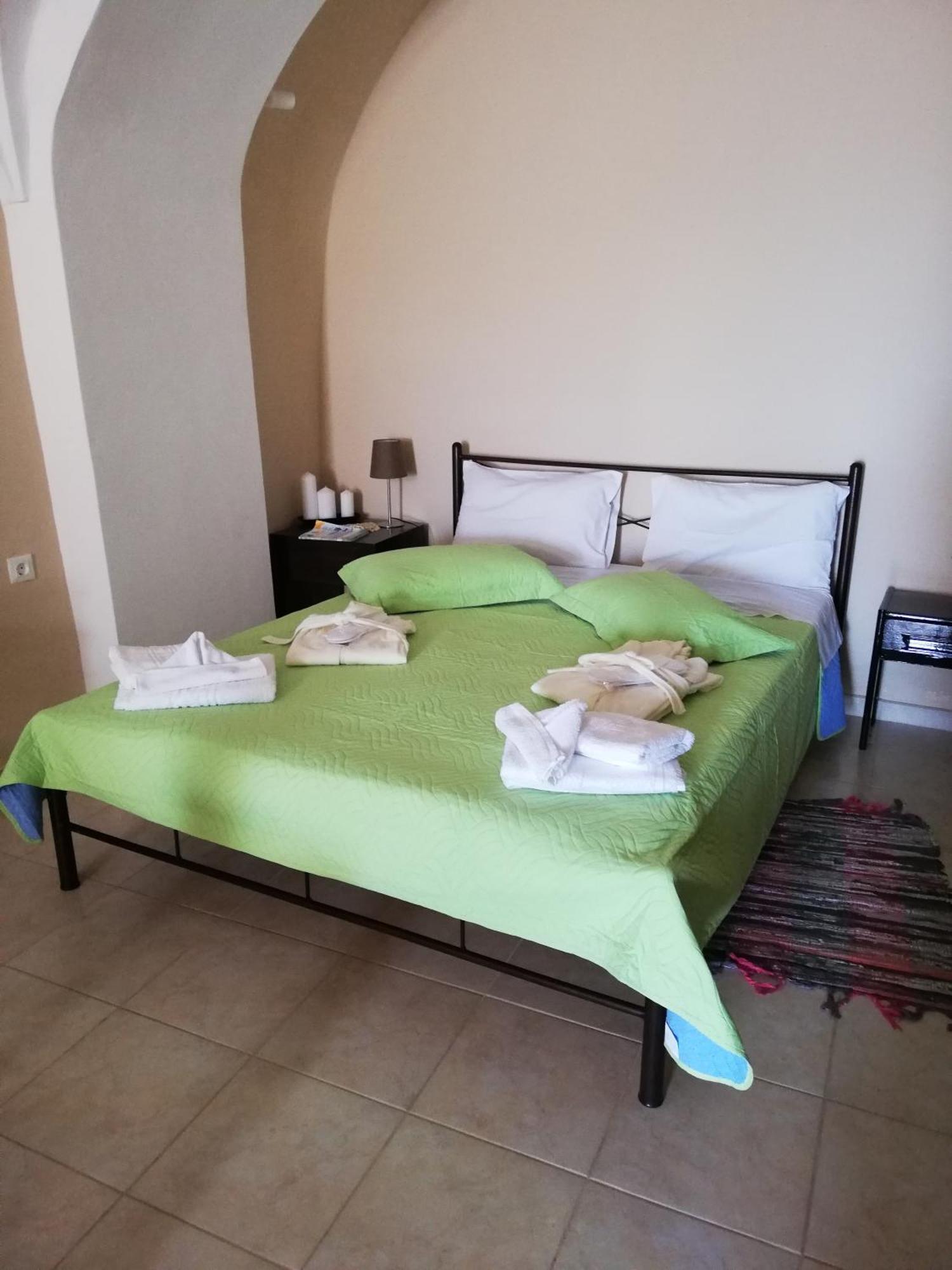 Apartamento Mantilaria Fira  Exterior foto